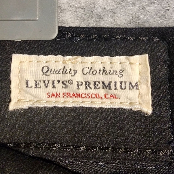 Levi's Black 711 Skinny Denim Jeans Size  W29 L32 - Picture 4 of 12